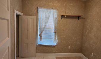 205 N Hundley St, Albany, MO 64402