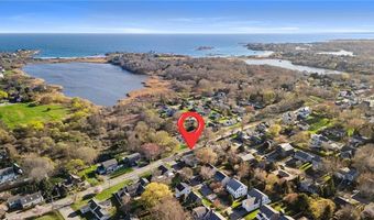 132 Ruggles Ave, Newport, RI 02840
