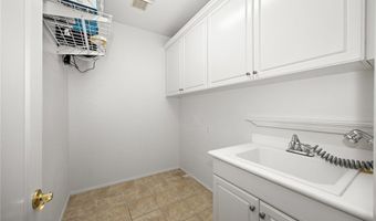 8180 E Brookdale Ln, Anaheim, CA 92807