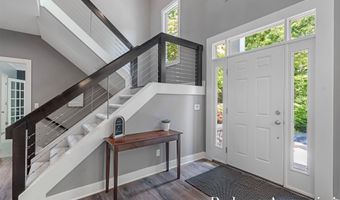 1977 EMERALD GLEN Ct NE, Ada, MI 49301