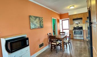 905 N 6th St, Alpine, TX 79830
