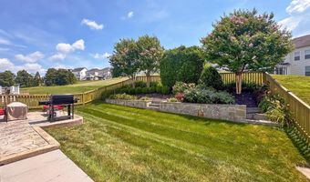 21264 FAIRHUNT Dr, Ashburn, VA 20148