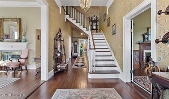 3826 Mississippi 18, Brandon, MS 39042