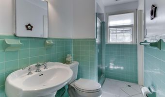7510 SHADYWOOD Rd, Bethesda, MD 20817