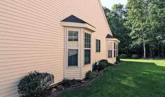 30 Solomans Dr, Barnegat, NJ 08005
