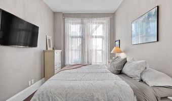 271 Dartmouth St 4H, Boston, MA 02116