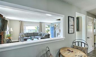 56 King Philip Rd, Narragansett, RI 02882