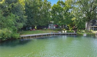 3673 ACE Dr, Akron, OH 44319