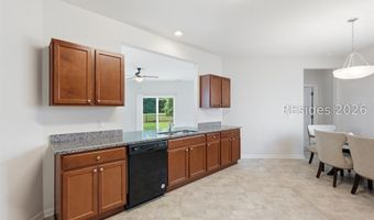 7 Woodland Ct, Bluffton, SC 29910