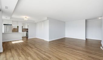 8315 N BROOK Ln 2-902, Bethesda, MD 20814