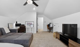 616 HIRAM Dr, Bauxite, AR 72011