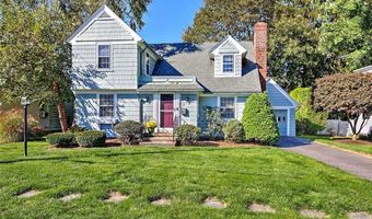 12 Harbour Ter, Cranston, RI 02905