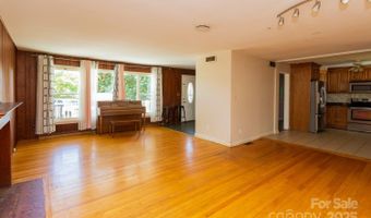 5 Fernlawn Rd, Asheville, NC 28805