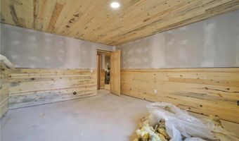 951 Swede Lake Trl SW, Backus, MN 56435