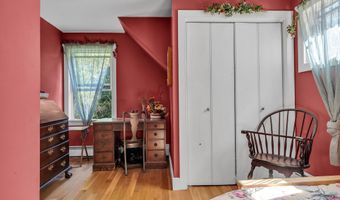 8 Butter Jones Rd, Chester, CT 06412