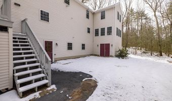7 Cragmere Heights Rd, Exeter, NH 03833