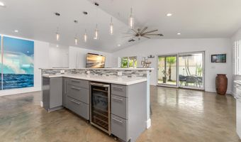 232 Kamahao Cir, Wailuku, HI 96793