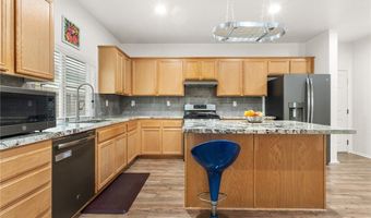 3180 Toopal Dr, Oceanside, CA 92058