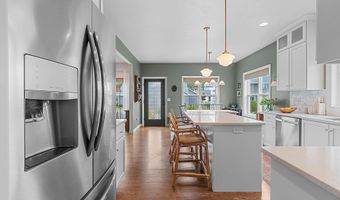 2066 W HERON Ln, Appleton, WI 54913