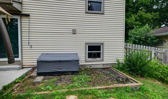 120 St Albans Ave, Madison, WI 53714