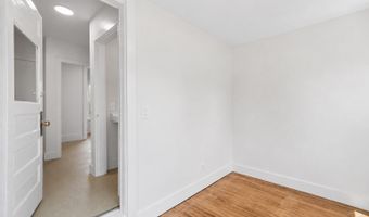 4 Washington St, Bath, ME 04530