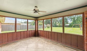 304 Presbytere Pkwy, Lafayette, LA 70503