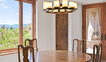 34 Rincon Canada, Abiquiu, NM 87510