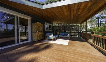 1000 Ivy Ln, Ashland, OR 97520