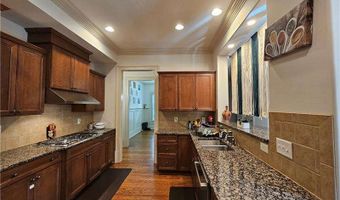 10924 Waters Rd, Alpharetta, GA 30022