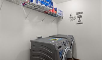 1444 Marina Cove Dr, Polk City, IA 50226