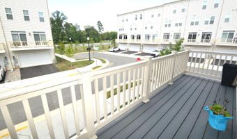 22790 TAWNY PINE Sq, Ashburn, VA 20148