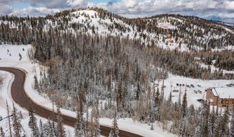 W Hunter Ridge Dr, Brian Head, UT 84719