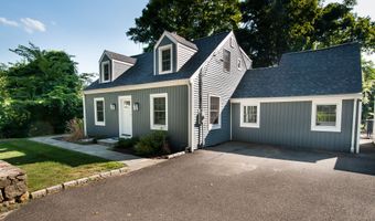 148 Middle River Rd, Danbury, CT 06811