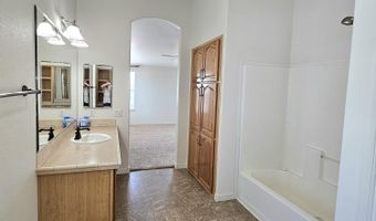 520 N Crooked Ln, Benson, AZ 85602