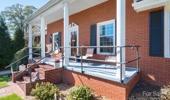 500 Old Haw Creek Rd, Asheville, NC 28805