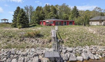 16560 Starke Rd, Arcadia, MI 49613