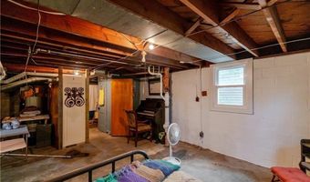 1706 N 2nd St, Atchison, KS 66002