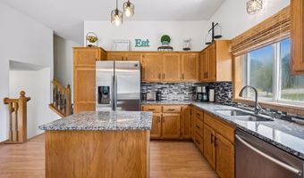 5840 142nd Ave NW, Anoka, MN 55303
