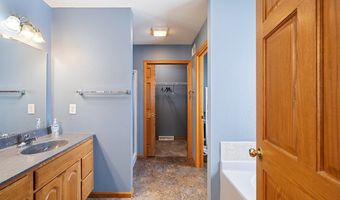 W1660 Maplewood Lane, Alma, WI 54610