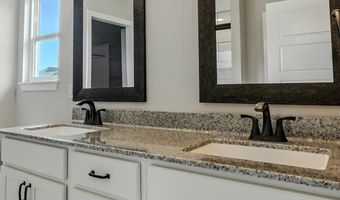 15285 Regiment Dr, Ashland, MO 65010