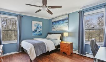 53 Clearview Dr, Brookfield, CT 06804