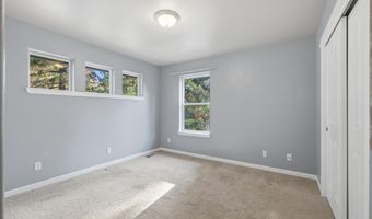 1374 NW Fort Clatsop St, Bend, OR 97703