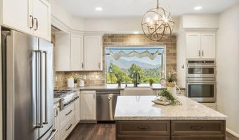 4333 Calavo Dr, La Mesa, CA 91941