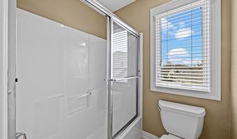 585 Burgess Cir, Aurora, OH 44202