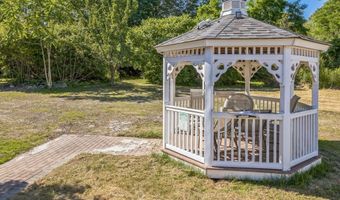 56 Glad Valley Dr, Billerica, MA 01821