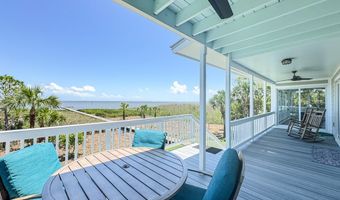 146 Bay Ave, Apalachicola, FL 32320