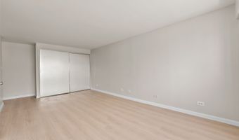 2525 Date St 1303, Honolulu, HI 96826