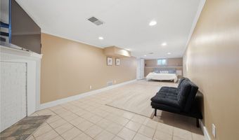 1400 Overlook Dr, Ashtabula, OH 44004