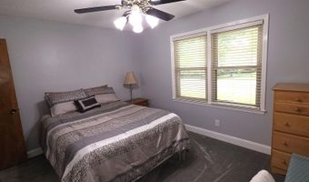 116 Sun Valley Dr, Boiling Springs, SC 29316