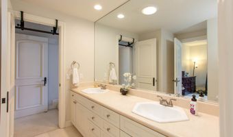 7124 Aviara Dr, Carlsbad, CA 92011